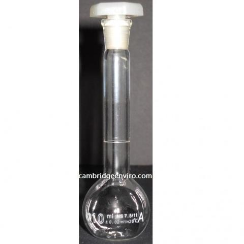 Class A Volumetric Flask with Plastic Stopper