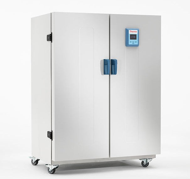 Four à convection mécanique à protocole avancé haute capacité Heratherm™ - 731 L