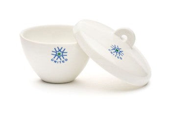 Low Form Porcelain Crucible with Lid